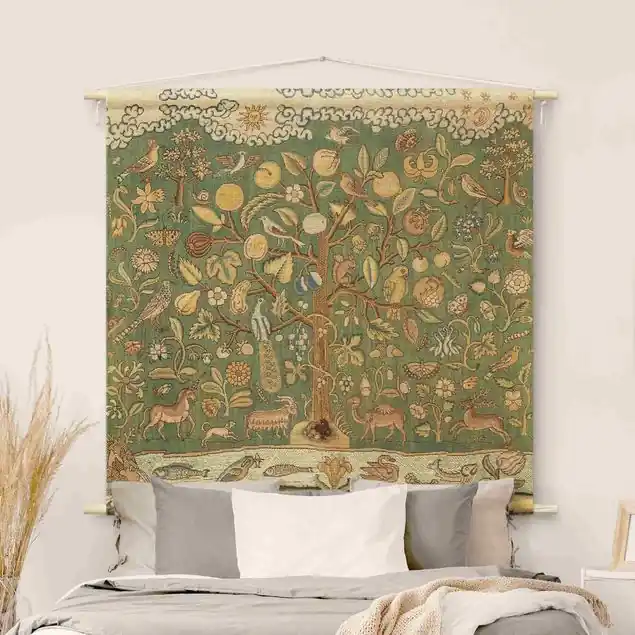 Baum mit Tieren in Gewebeoptik                               Wandteppich Highlight