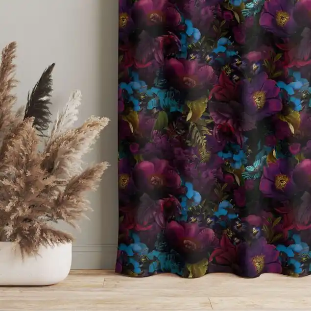 Top-Preis Lila Blüten mit Blauen Blumen Vorhang – Lichtdämpfender Samt