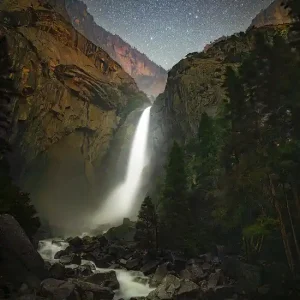 Yosemite Falls at Night Direkt Vom Hersteller