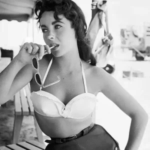 Elizabeth Taylor II by Frank Worth Top-Angebot