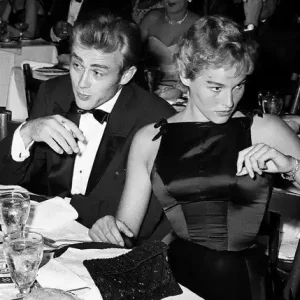 Abverkauf James Dean & Ursula Andress at the Oscar Dinner by Frank Worth