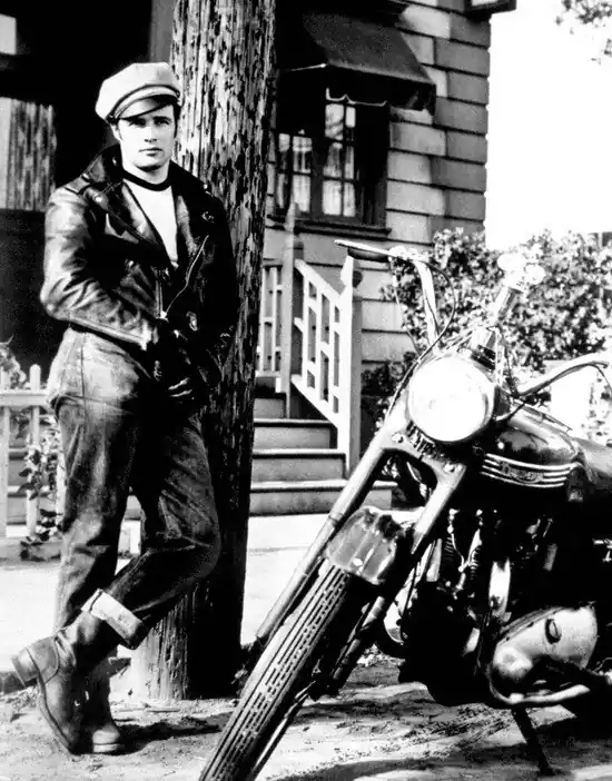 Marlon Brando in "The Wild One" Preis Gesenkt
