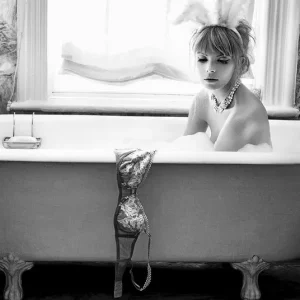 Zertifiziert Bunny in Tub