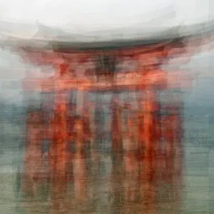 Neu The floating Torii