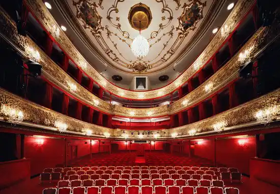 Direkt Vom Hersteller Theater in der Josefstadt Wien