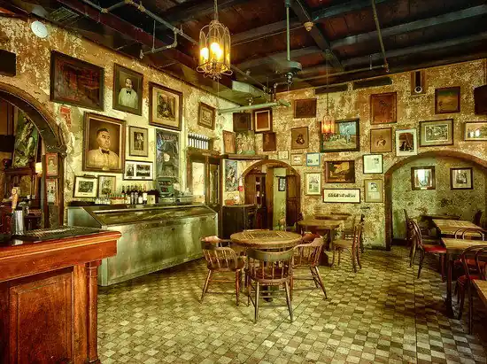 Billig Bar Napoleon