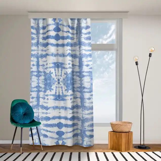 Geprüft Batik in Blau Weiß